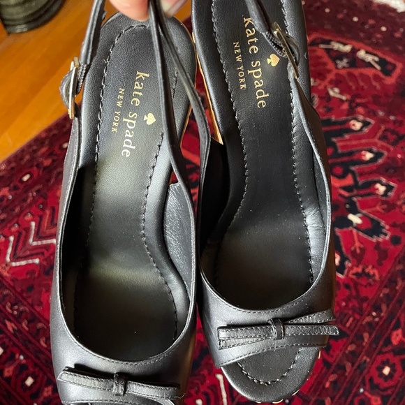 Kate Spade Rattan Wedge Heels Size 7.5 - Peep Toe & 🎀 Detail for Summer ☀️ - Picture 7 of 13